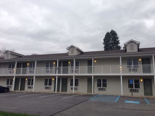 All Suites Inn Budget Host Lewisburg Exterior photo